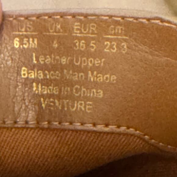 Franco Sarto Leather Venture Bootie Pointed Toe Beige Size 6.5M NWOB - Picture 10 of 10